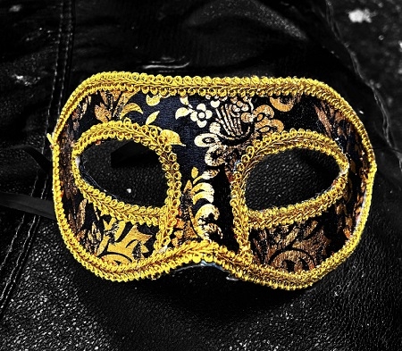Guld maskerade maske